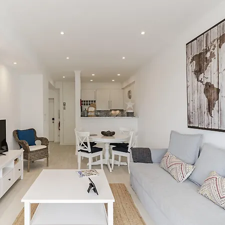 Lido Ii By An Island フンシャル