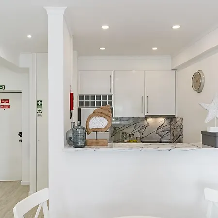 Daire Lido Ii By An Island *